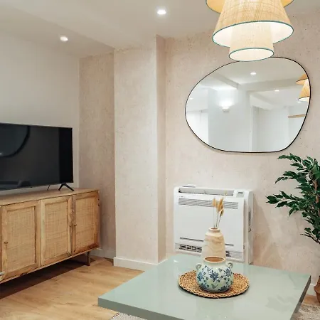 Casa Espriu 公寓 *